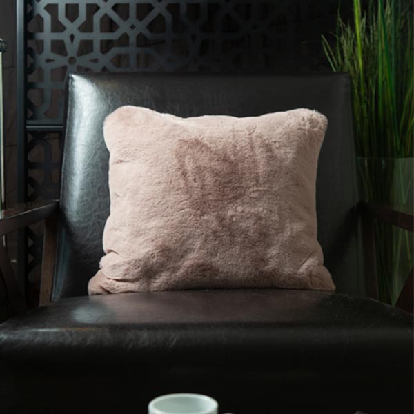 Faux Fur Lurera Pillow