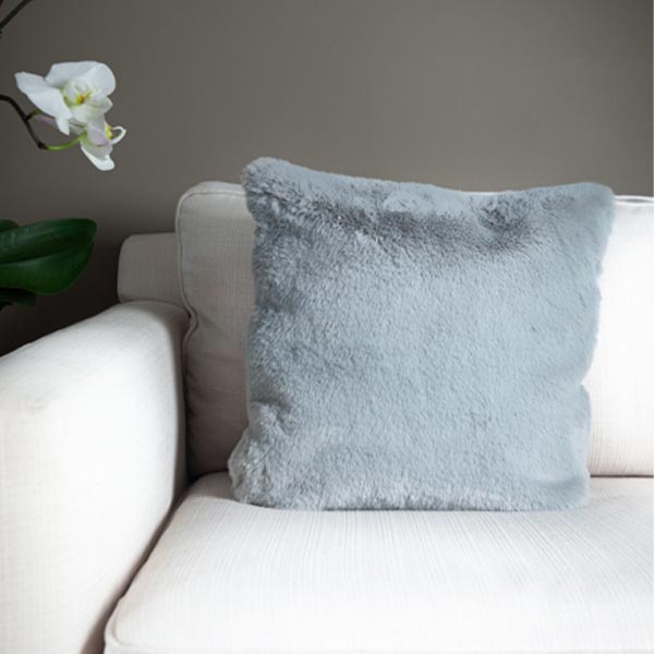 Faux Fur Lurera Pillow